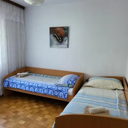 Apartment Bojan Izola